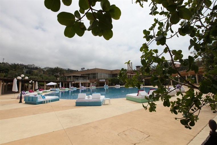 Ferrari Club Lebanon at Edde Sands